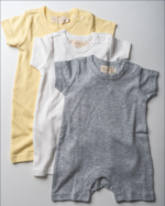 Disponível em três cores: Amarelo  Branco Cinza